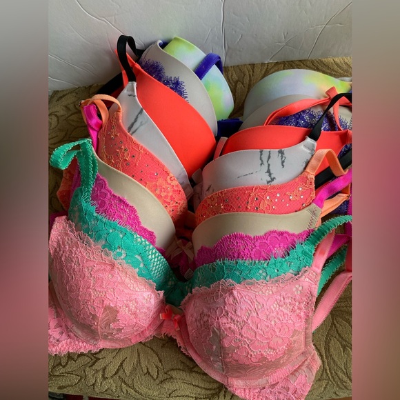 Victoria Secret Padded Demi Buste Coussing pink with rhinestones bra size 34B - Picture 16 of 16